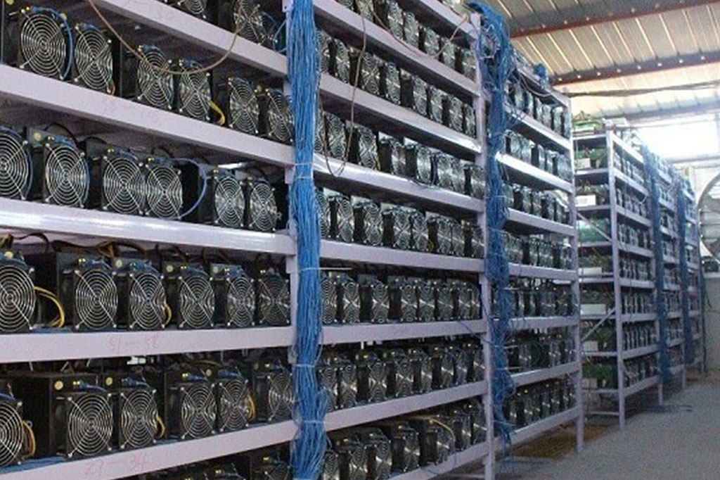 fieldcraft leves mining bitcoins