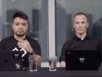 TenX CEO Toby Hönisch (rechts) und Mike Ferrer (Head of Community Management)