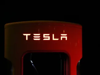 Tesla Studie